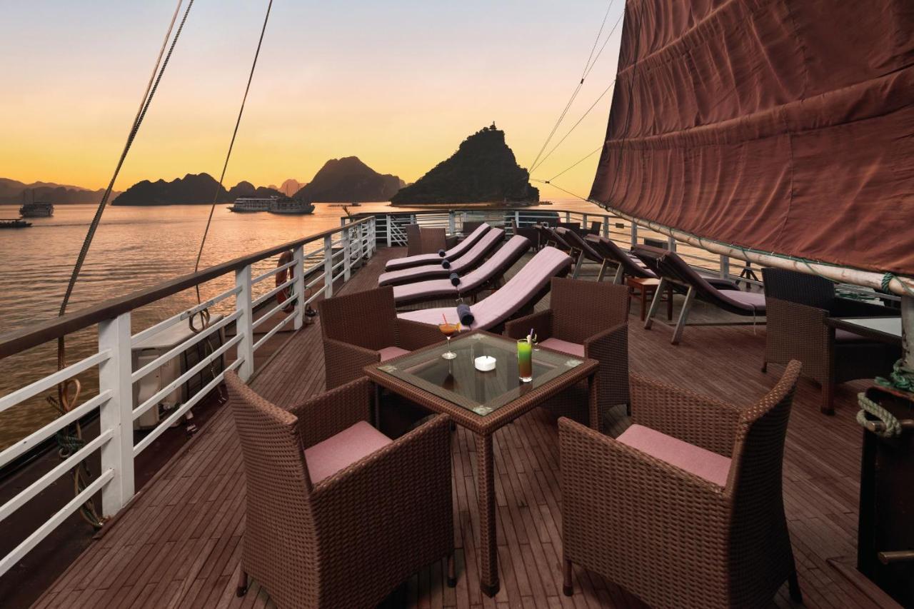 Le Journey Halong Bay Cruises Hotel Hạ Long-öböl Kültér fotó